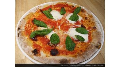 刷花旗银行信用卡享台湾Quattro Pizzeria 義式窯烤Pizza專賣店消費滿NT$1,000(含)以上即贈『煙燻鮭魚凱薩沙拉』乙份,卡宝宝网